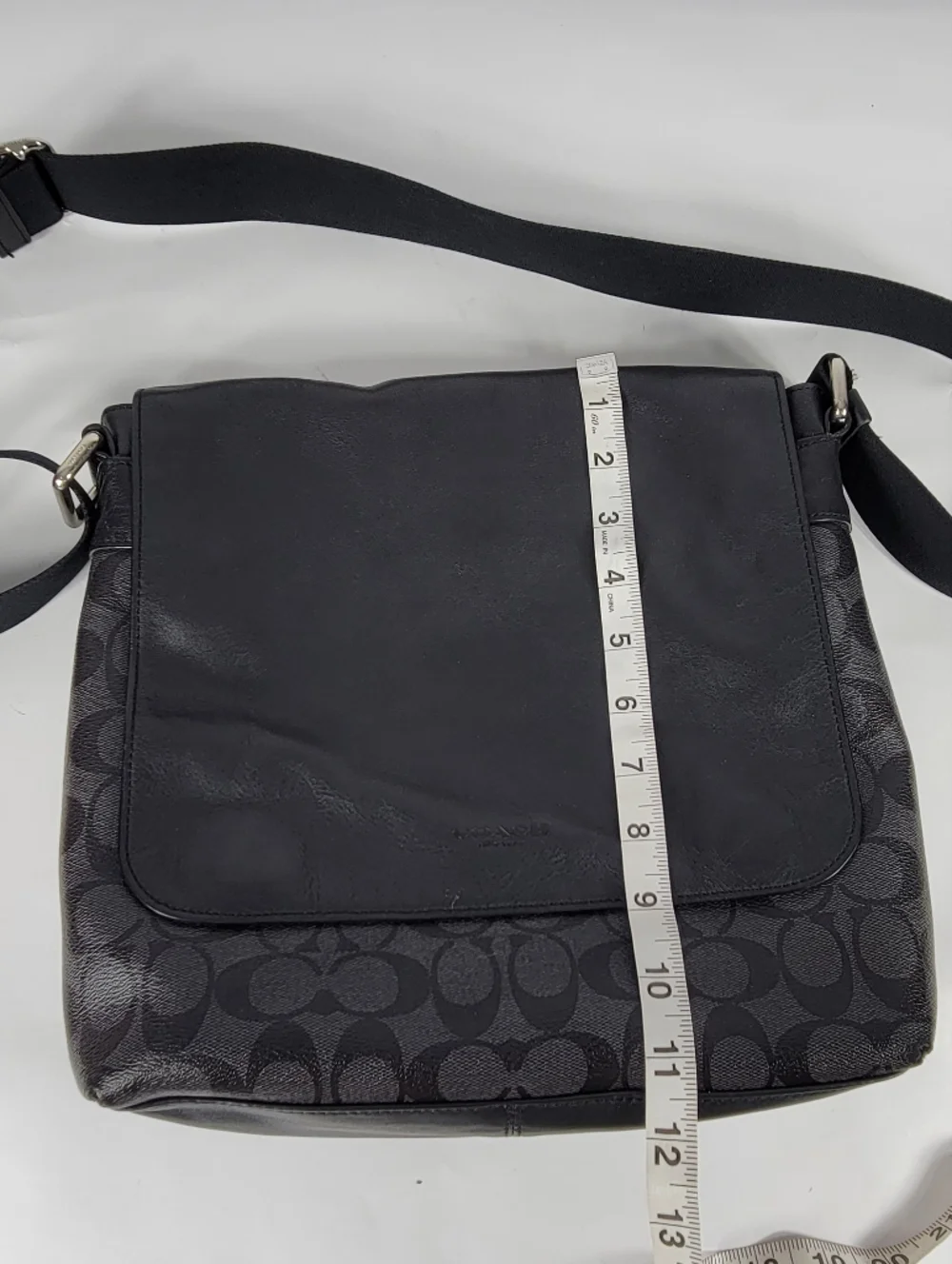 Coach Men’s Black Signature Crossbody Messenger Bag #822